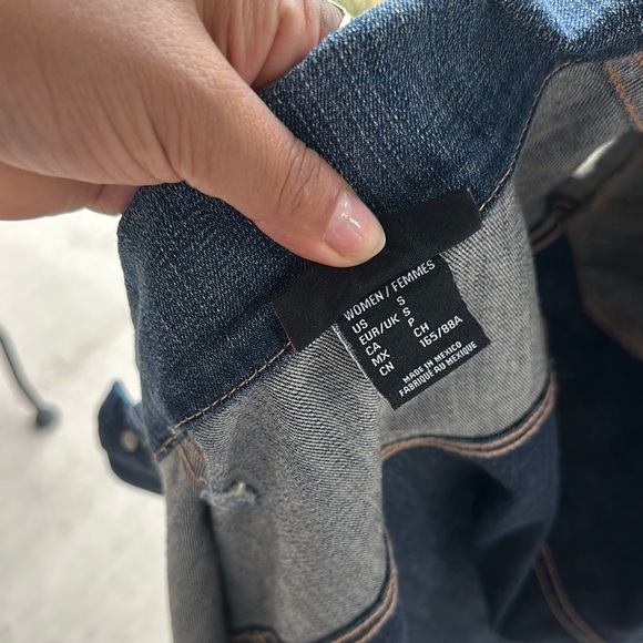 Ariat Women's Blue Denim Jacket - Picture 9 of 10